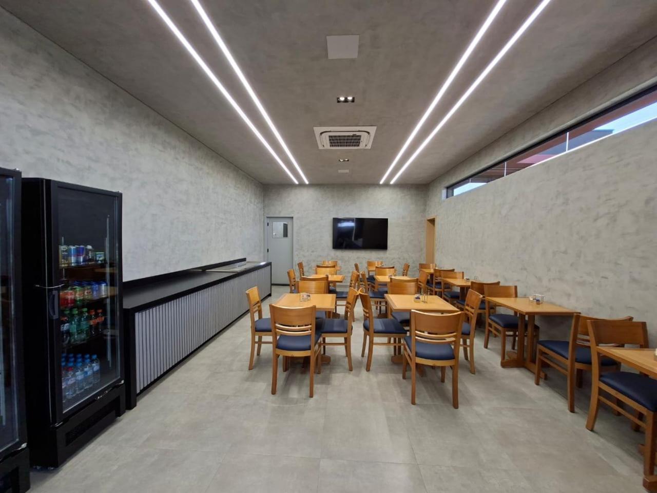 Hotel Jd Cravinhos Zewnętrze zdjęcie